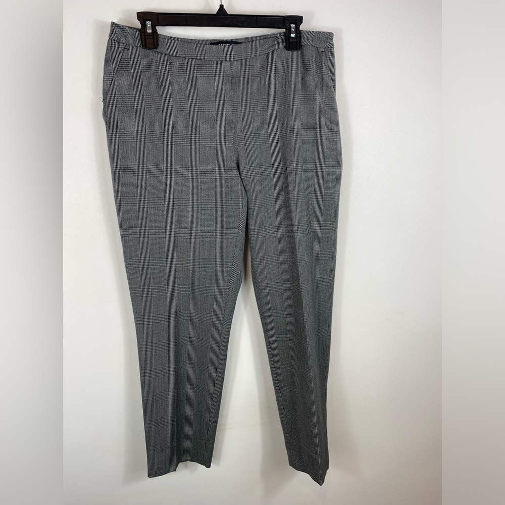 Ellen Tracy pants size 10 slim leg black plaid